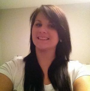 Meet your Posher, Roxanne